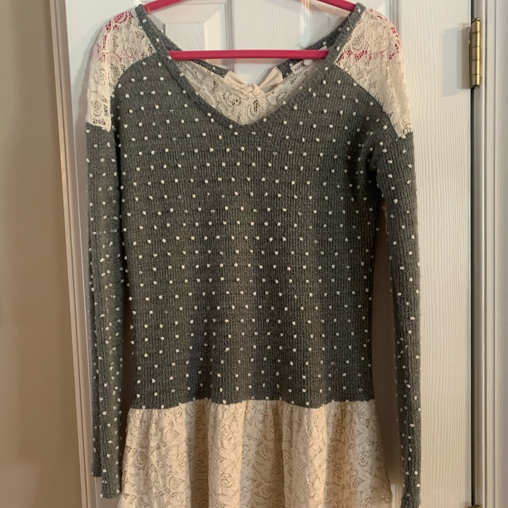 Alter’s State Sweater in grey with cream lace